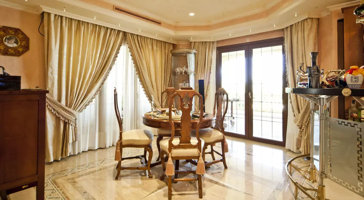 6-bedroom Villa In Marbella, Spain (1.440 M²)