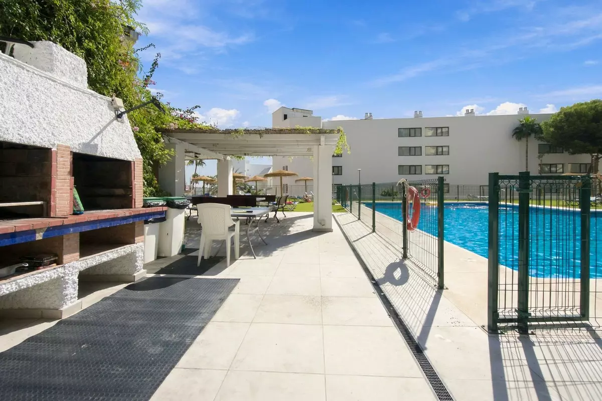 4-bedroom Apartment In Torremolinos, Spain (135 M²)