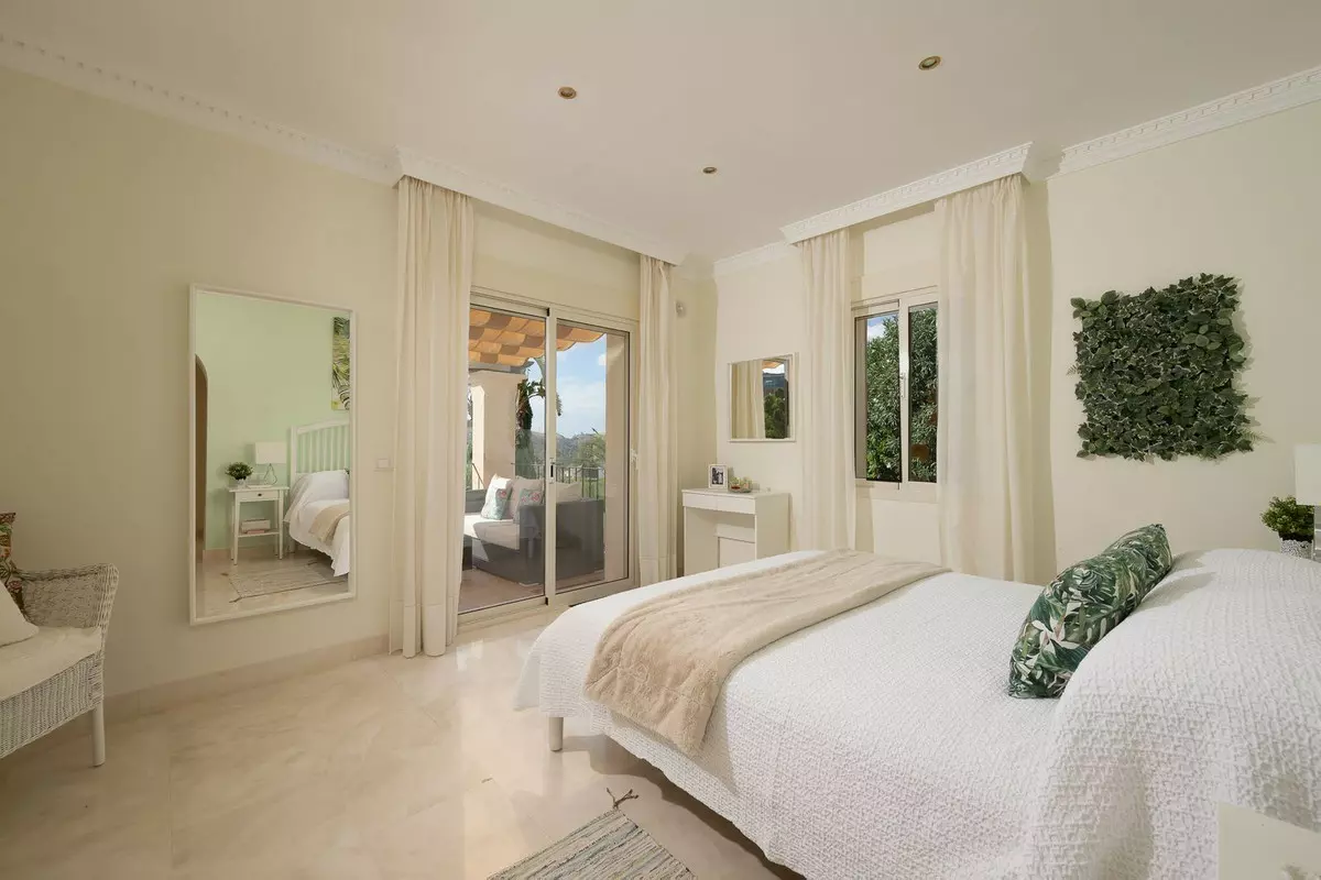 4-bedroom Villa In Mijas, Spain (450 M²)