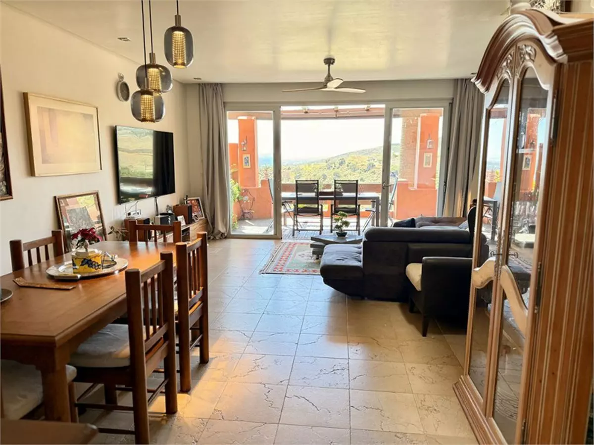 3-bedroom Town House In Manilva, Spain (209 M²)
