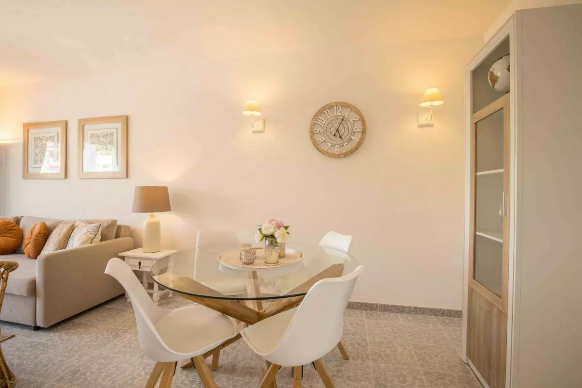 2-bedroom Apartment In Benalmádena, Spain (99 M²)