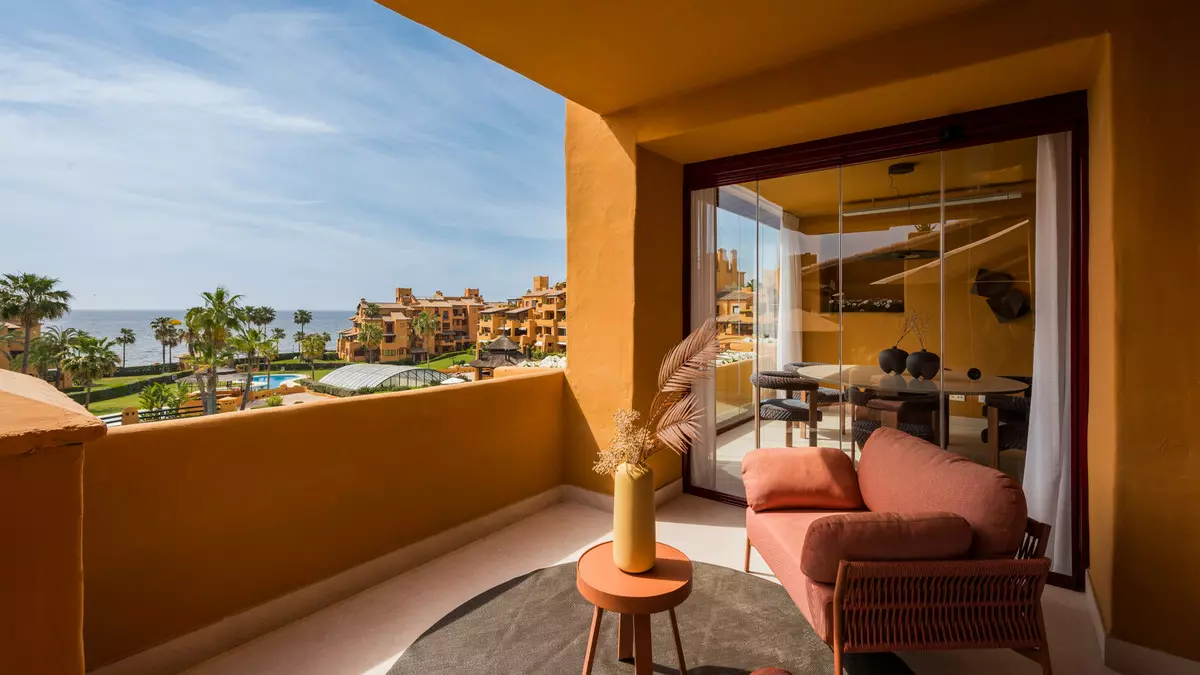 3-bedroom Apartment In Estepona, Spain (163 M²)