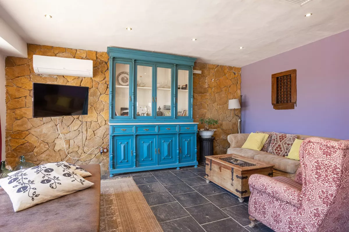 4-bedroom Villa In San Miguel De Salinas, Spain (220 M²)
