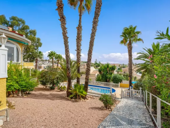2-bedroom Villa In Rojales, Spain (132 M²)