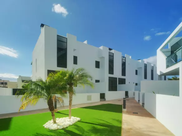2-bedroom Villa In Orihuela, Spain (56 M²)