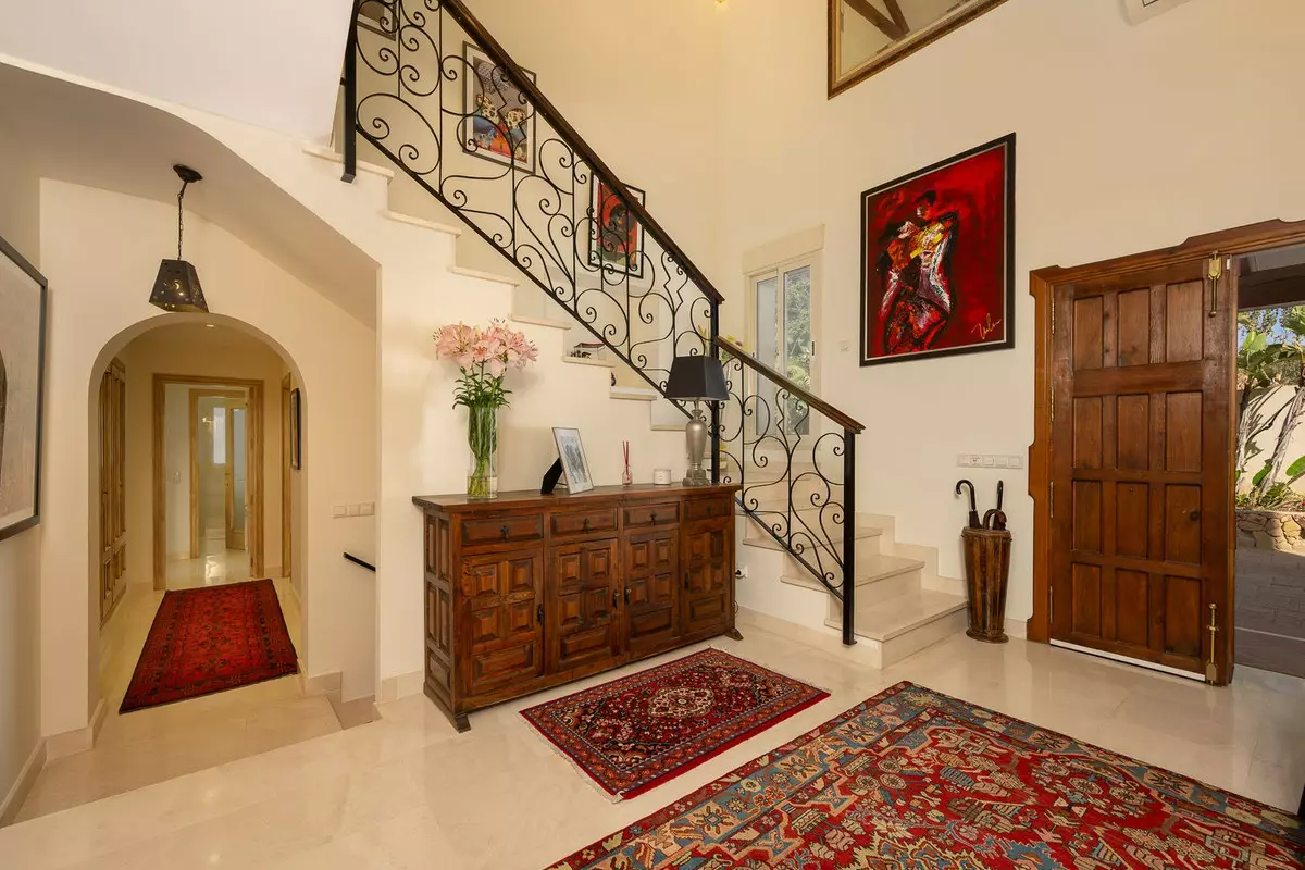 4-bedroom Villa In Mijas, Spain (450 M²)