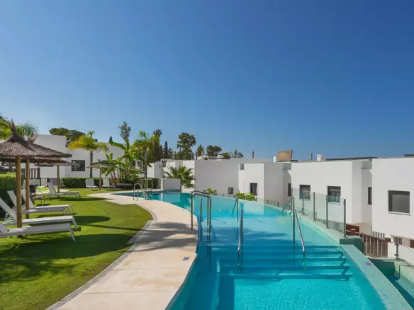 3-bedroom Town House In Marbella, Spain (250 M²)