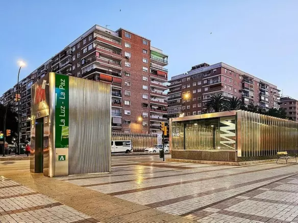 3-bedroom Apartment In Málaga, Spain (71 M²)
