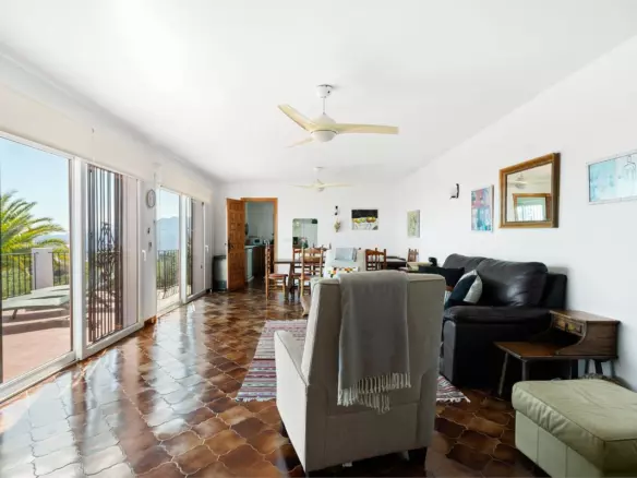 4-bedroom Villa In Mijas, Spain (269 M²)