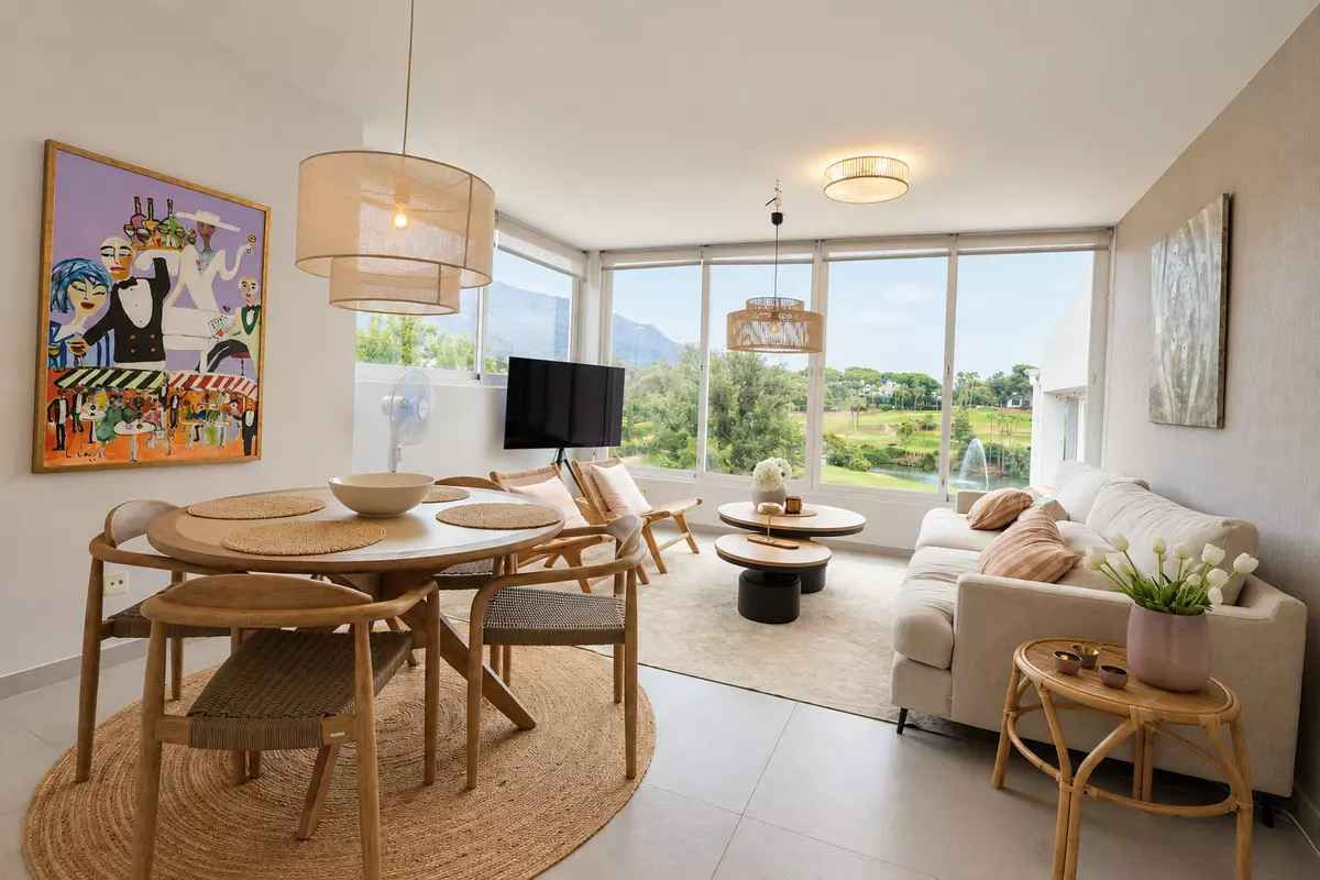 2-bedroom Apartment In Marbella, Spain (73 M²)