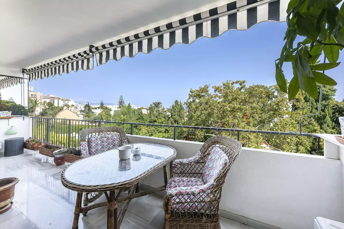 1-bedroom Apartment In Marbella, Spain (55 M²)