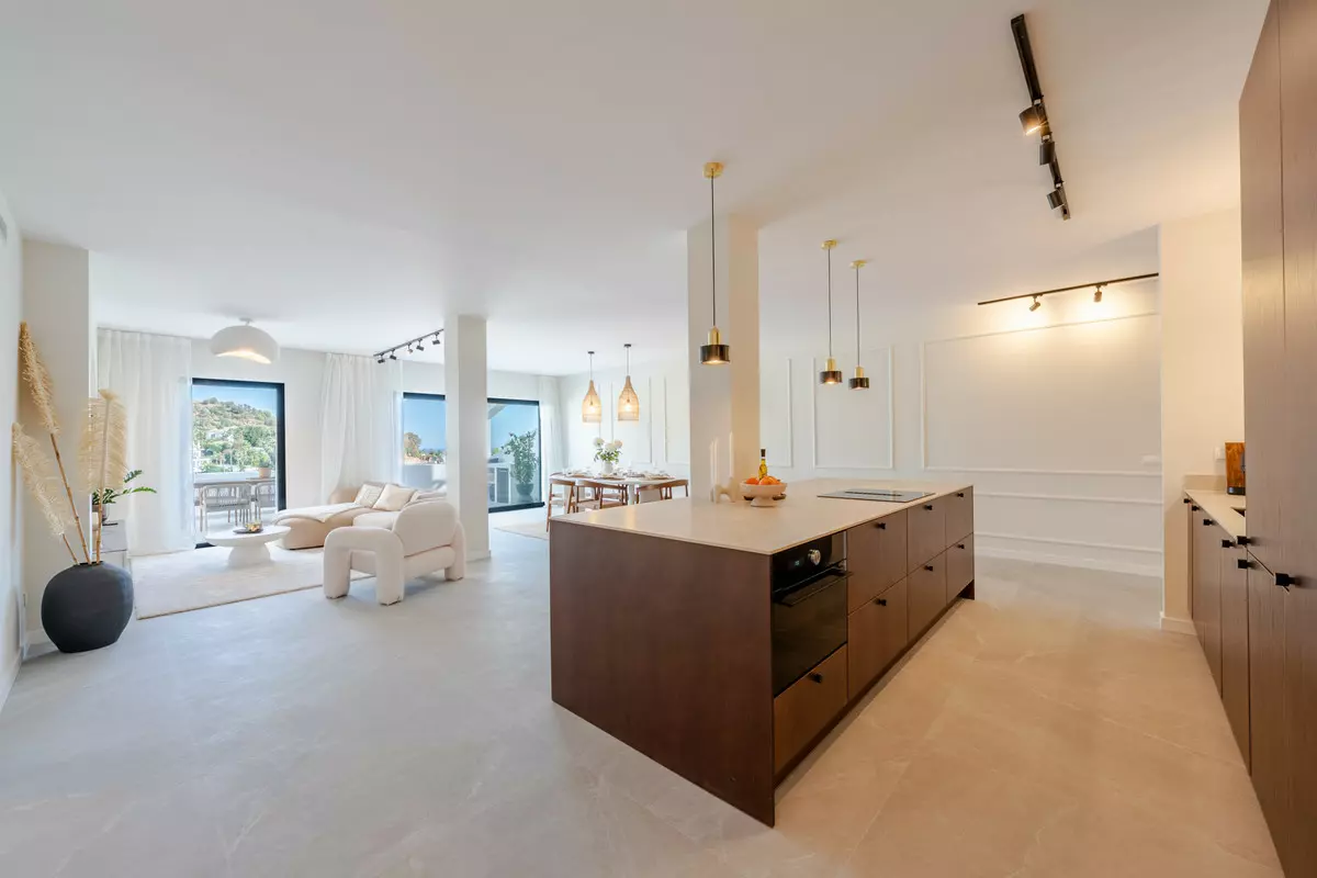 3-bedroom Apartment In Benahavis, Spain (150 M²)