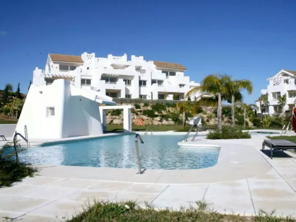 2-bedroom Apartment In Estepona, Spain (100 M²)