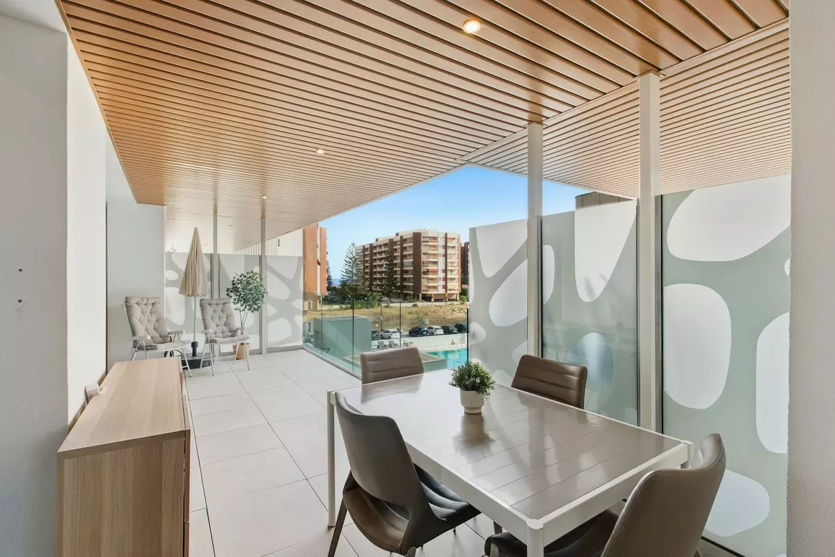 2-bedroom Apartment In Fuengirola, Spain (124 M²)
