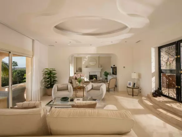 4-bedroom Villa In Mijas, Spain (450 M²)