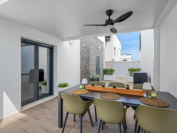 3-bedroom Villa In Orihuela, Spain (119 M²)