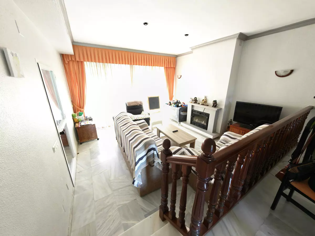 3-bedroom Town House In Estepona, Spain (140 M²)