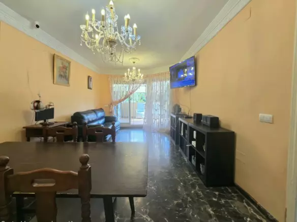 2-bedroom Apartment In Fuengirola, Spain (90 M²)