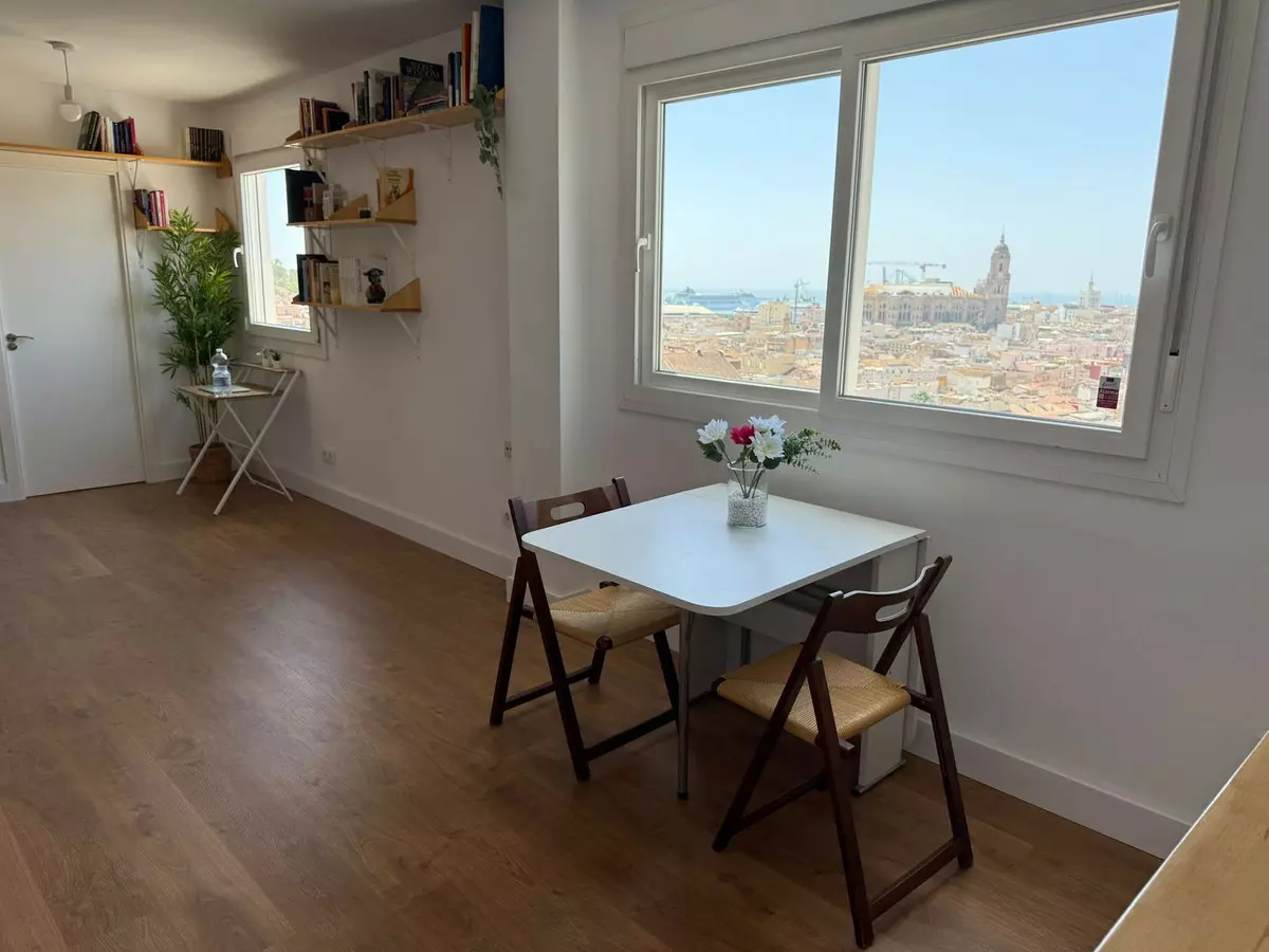 1-bedroom Apartment In Málaga, Spain (60 M²)