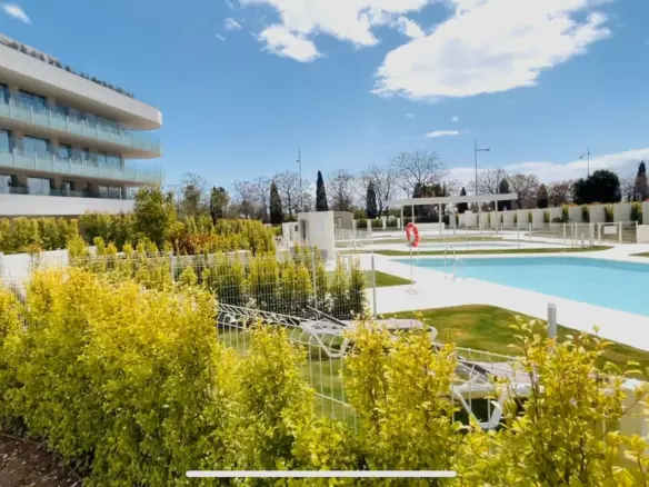 3-bedroom Apartment In Marbella, Spain (103 M²)