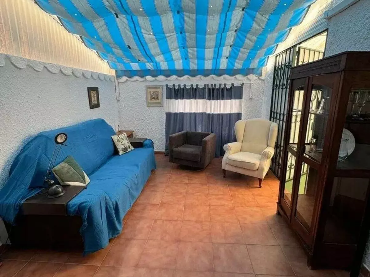 3-bedroom Villa In Estepona, Spain (100 M²)