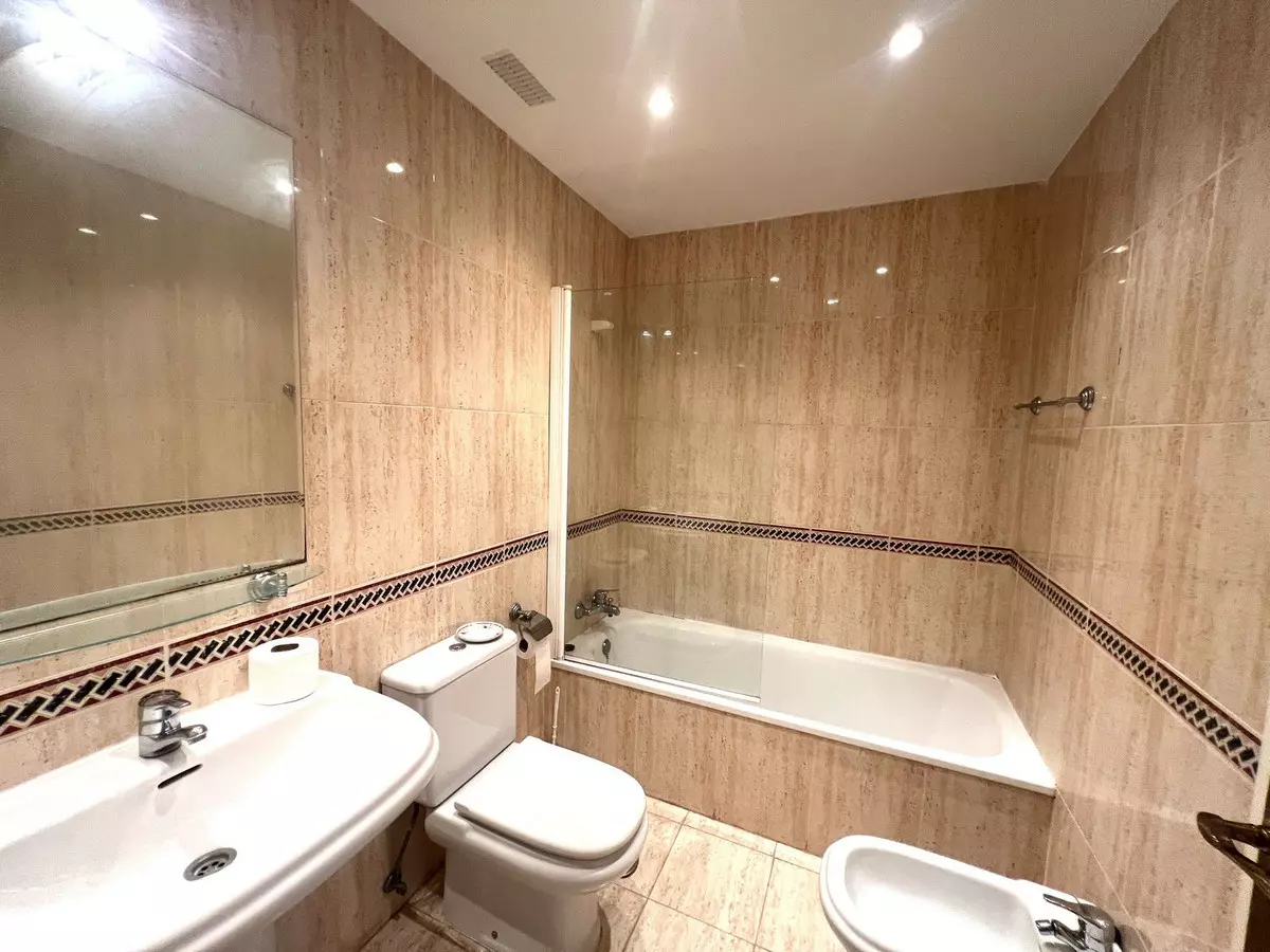 3-bedroom Apartment In Marbella, Spain (95 M²)
