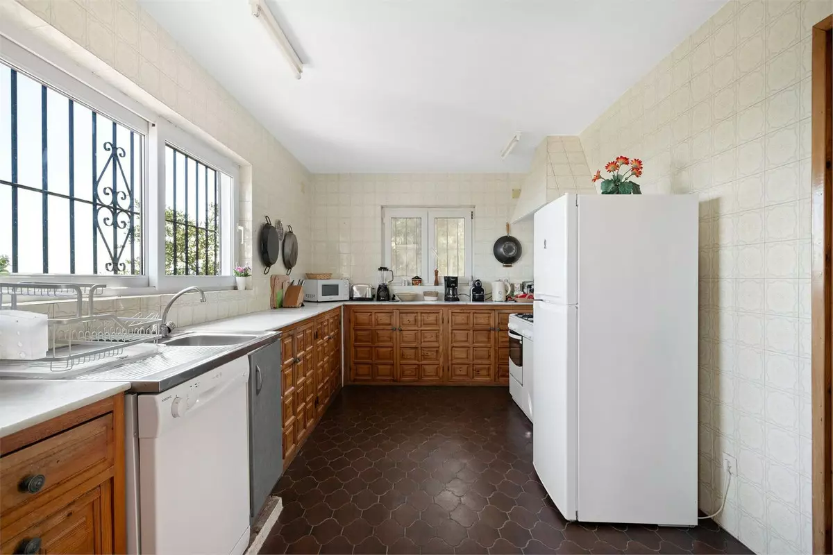 4-bedroom Villa In Mijas, Spain (269 M²)