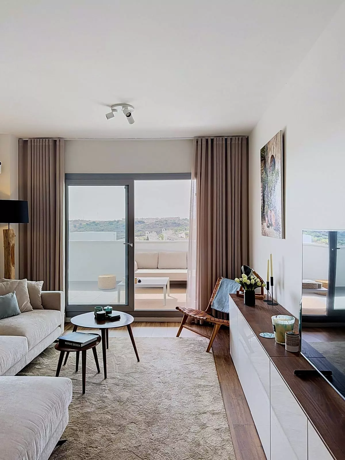 ShowFeedImage-544a37 2-bedroom Apartment In Estepona, Spain (110 M²)
