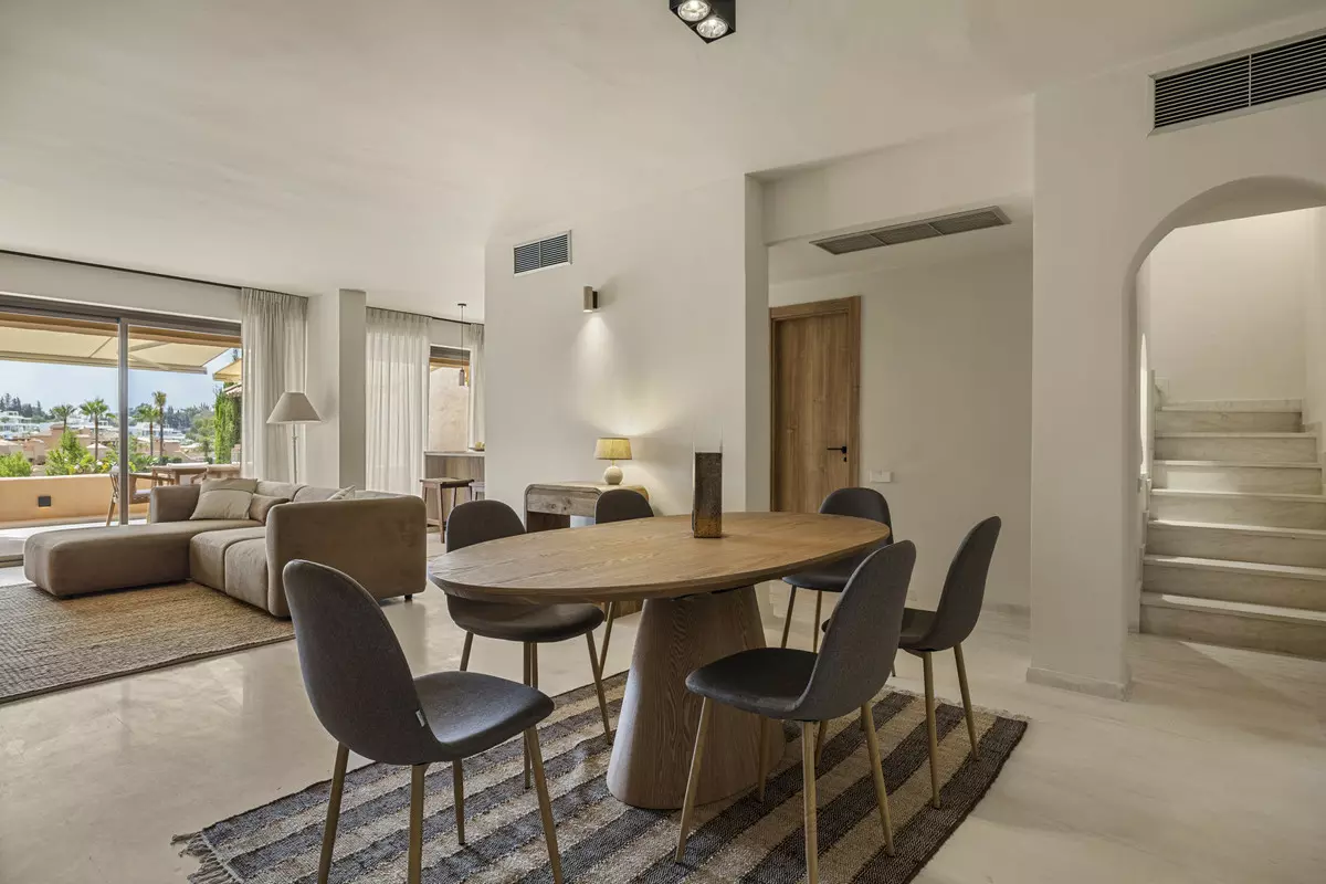 3-bedroom Apartment In Estepona, Spain (298 M²)