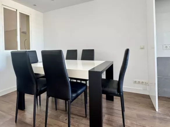 2-bedroom Apartment In Fuengirola, Spain (115 M²)