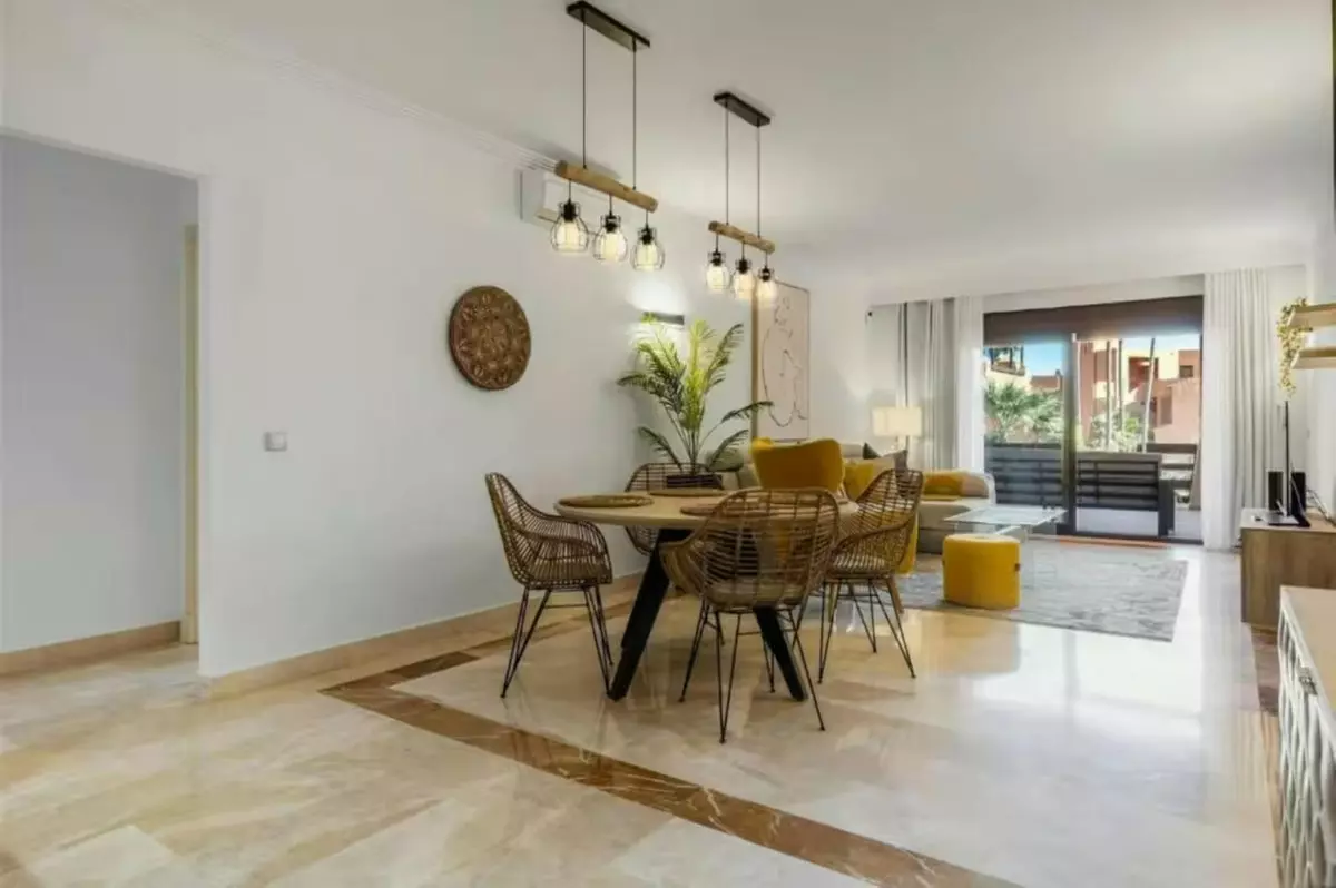 2-bedroom Apartment In Estepona, Spain (90 M²)