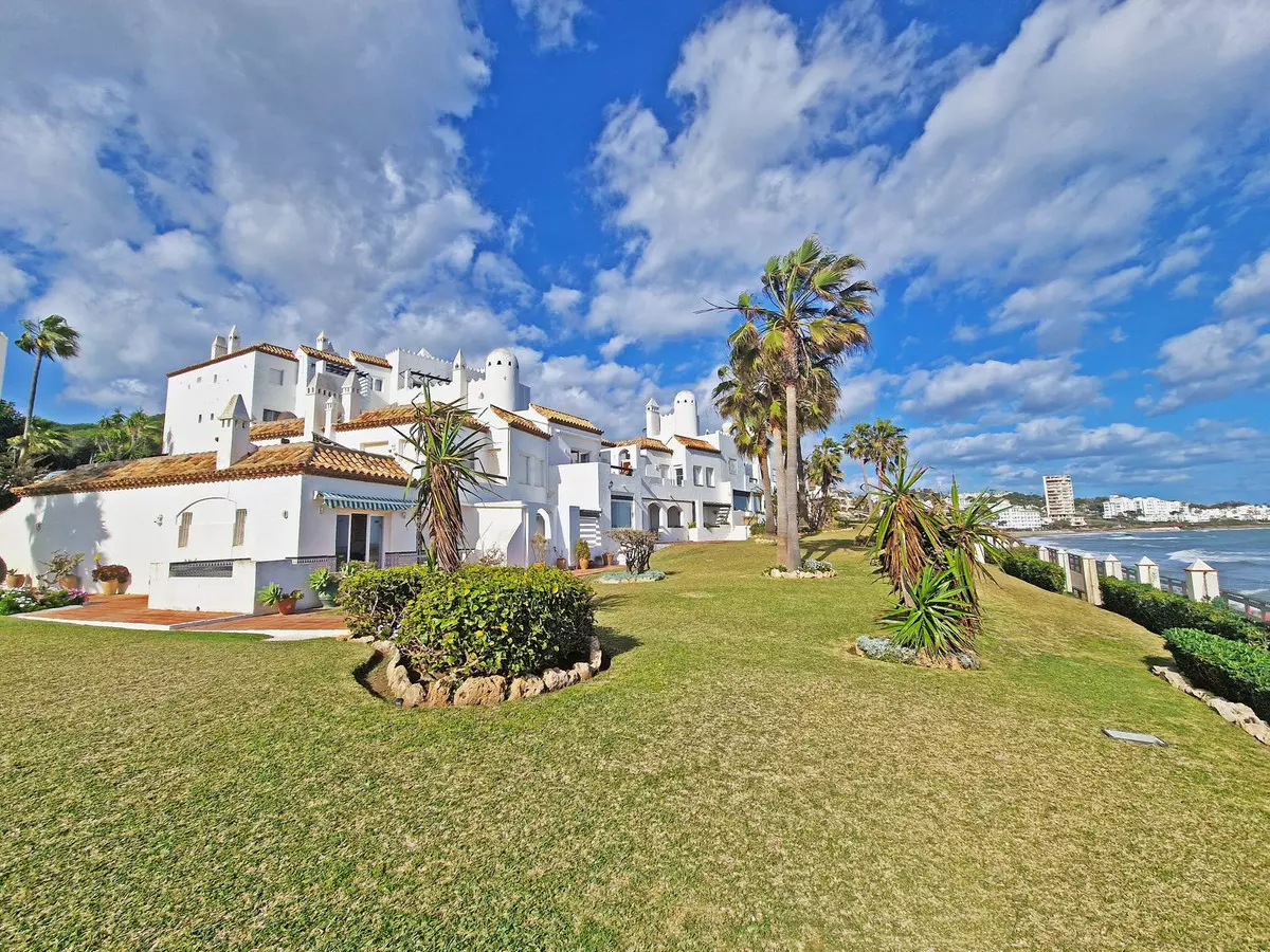 2-bedroom Apartment In Mijas, Spain (102 M²)