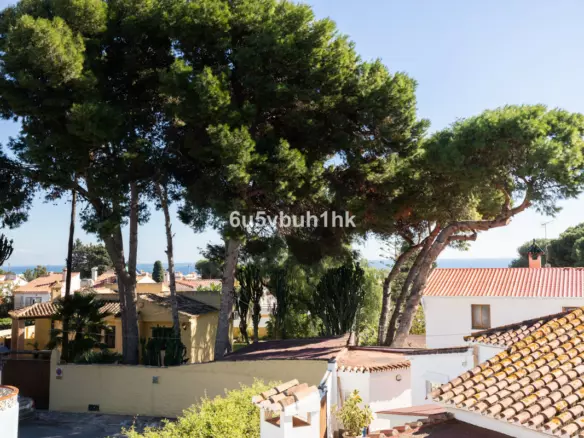 5-bedroom Villa In Torremolinos, Spain (288 M²)