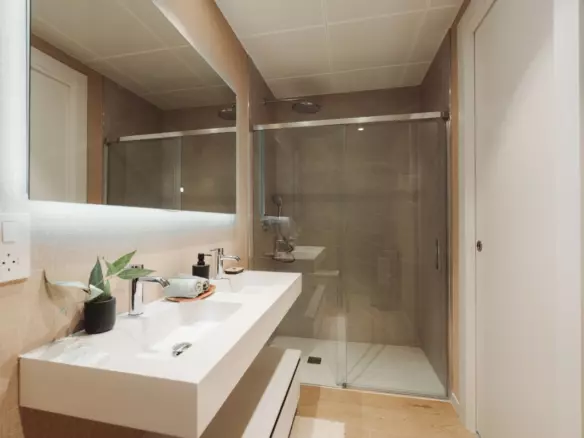 3-bedroom Apartment In L'alfas Del Pi, Spain (105 M²)