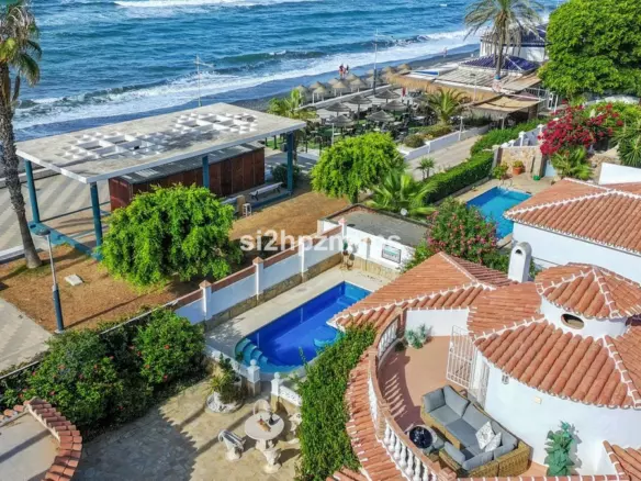 5-bedroom Villa In Torrox Costa, Spain (180 M²)