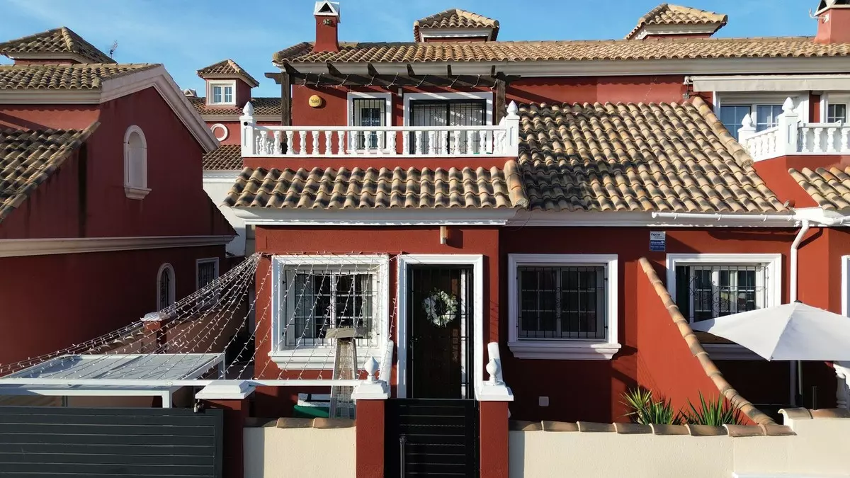 3-bedroom Villa In Orihuela, Spain (89 M²)