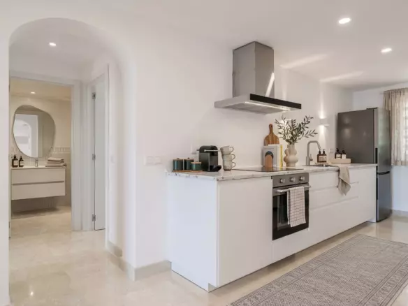 2-bedroom Apartment In Benahavis, Spain (90 M²)
