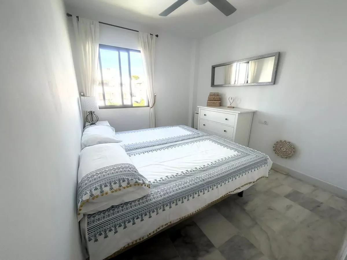 2-bedroom Apartment In Estepona, Spain (109 M²)
