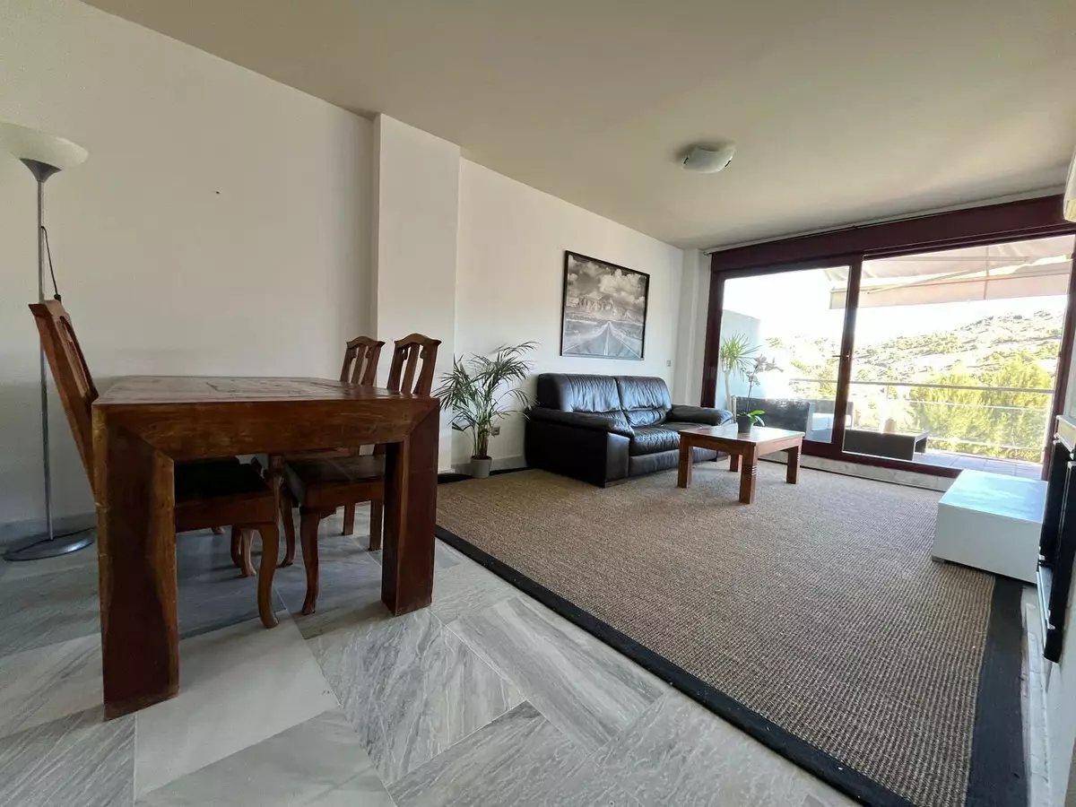 2-bedroom Apartment In Benahavis, Spain (105 M²)