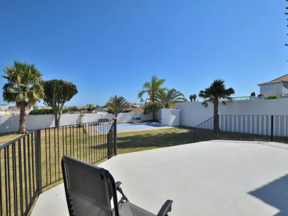 5-bedroom Villa In Mijas, Spain (307 M²)