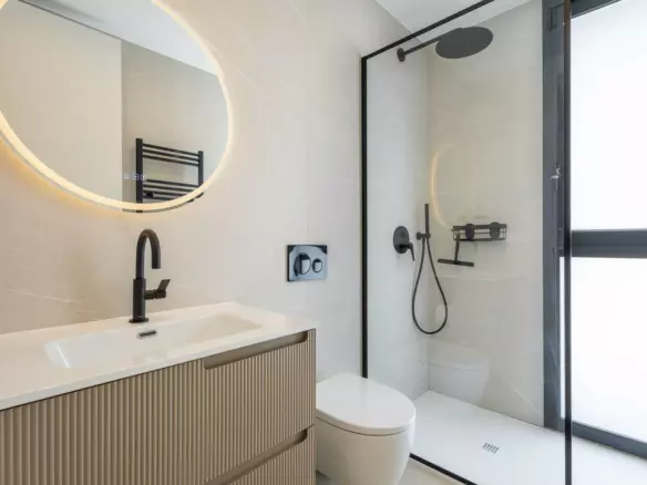 4-bedroom Villa In Torrevieja, Spain (234 M²)