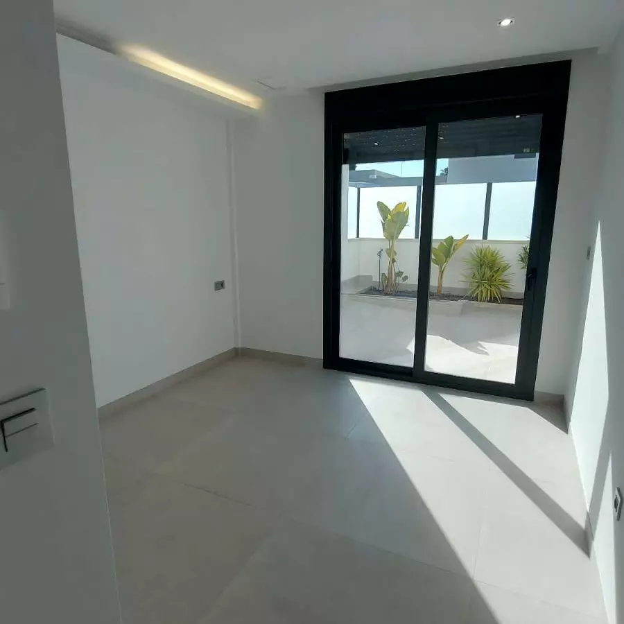 3-bedroom Town House In Orihuela, Spain (190 M²)