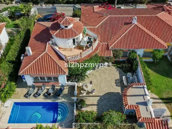 5-bedroom Villa In Torrox Costa, Spain (180 M²)