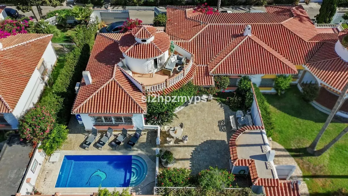 5-bedroom Villa In Torrox Costa, Spain (180 M²)