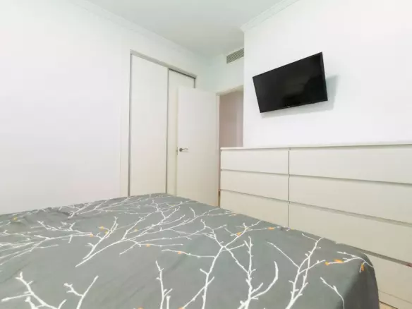 1-bedroom Apartment In Torremolinos, Spain (61 M²)