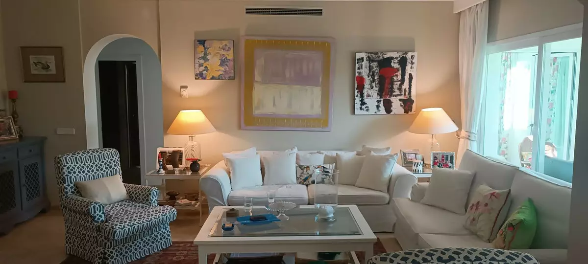 3-bedroom Apartment In Estepona, Spain (208 M²)