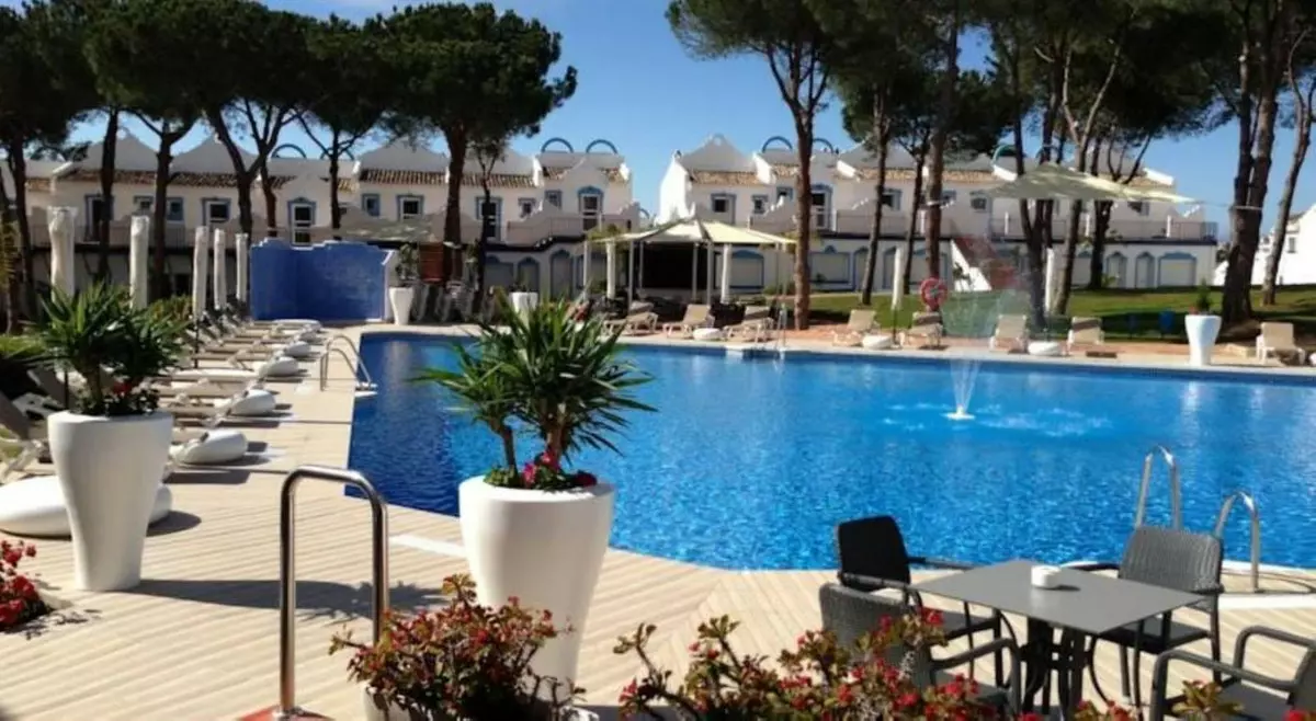 2-bedroom Town House In Marbella, Spain (82 M²)