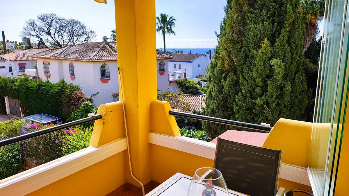 2-bedroom Apartment In Marbella, Spain (90 M²)