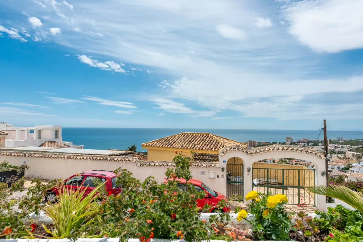 2-bedroom Apartment In Mijas, Spain (67 M²)