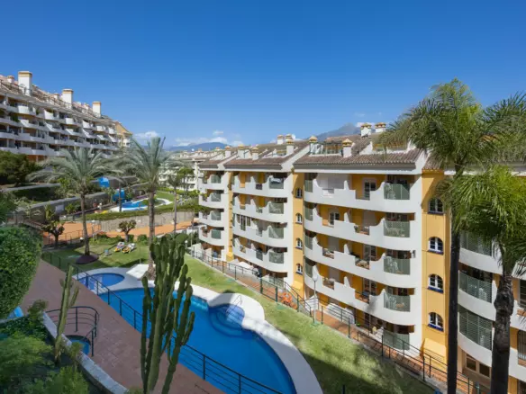 2-bedroom Apartment In Marbella, Spain (83 M²)